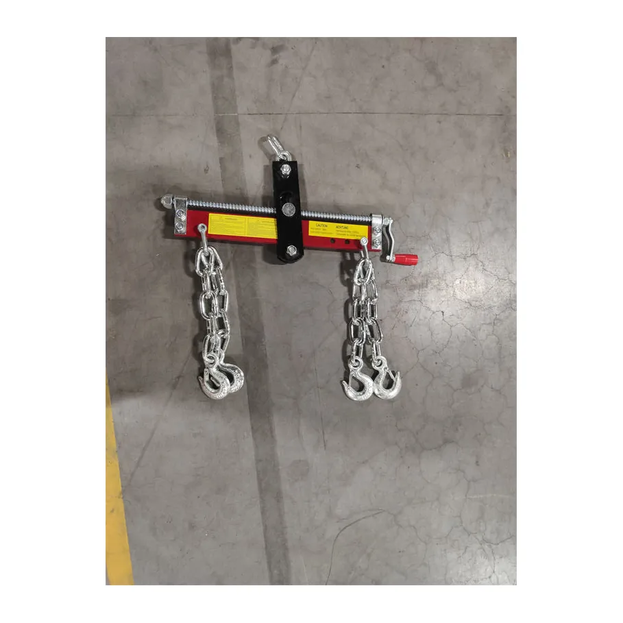 Balancier de moteur 900 kg avec ses chaînes et crochets