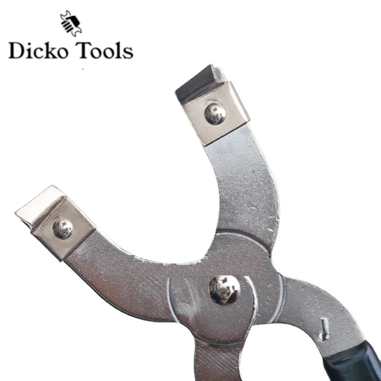Pince à segments de piston, vue de détail des mâchoires